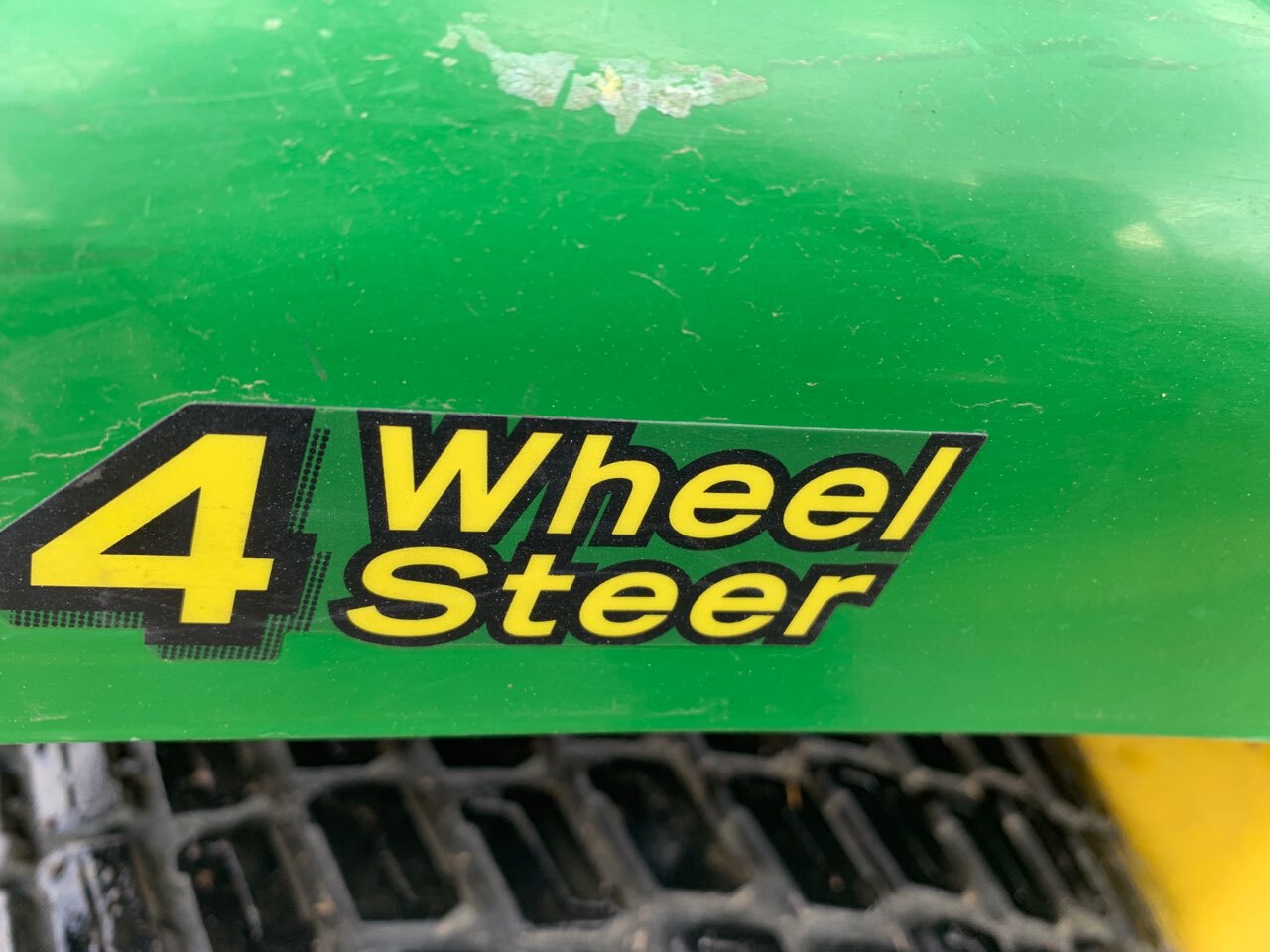 2007 John Deere X304 Image 6