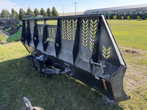 2021 Grouser AG240 - Photo6