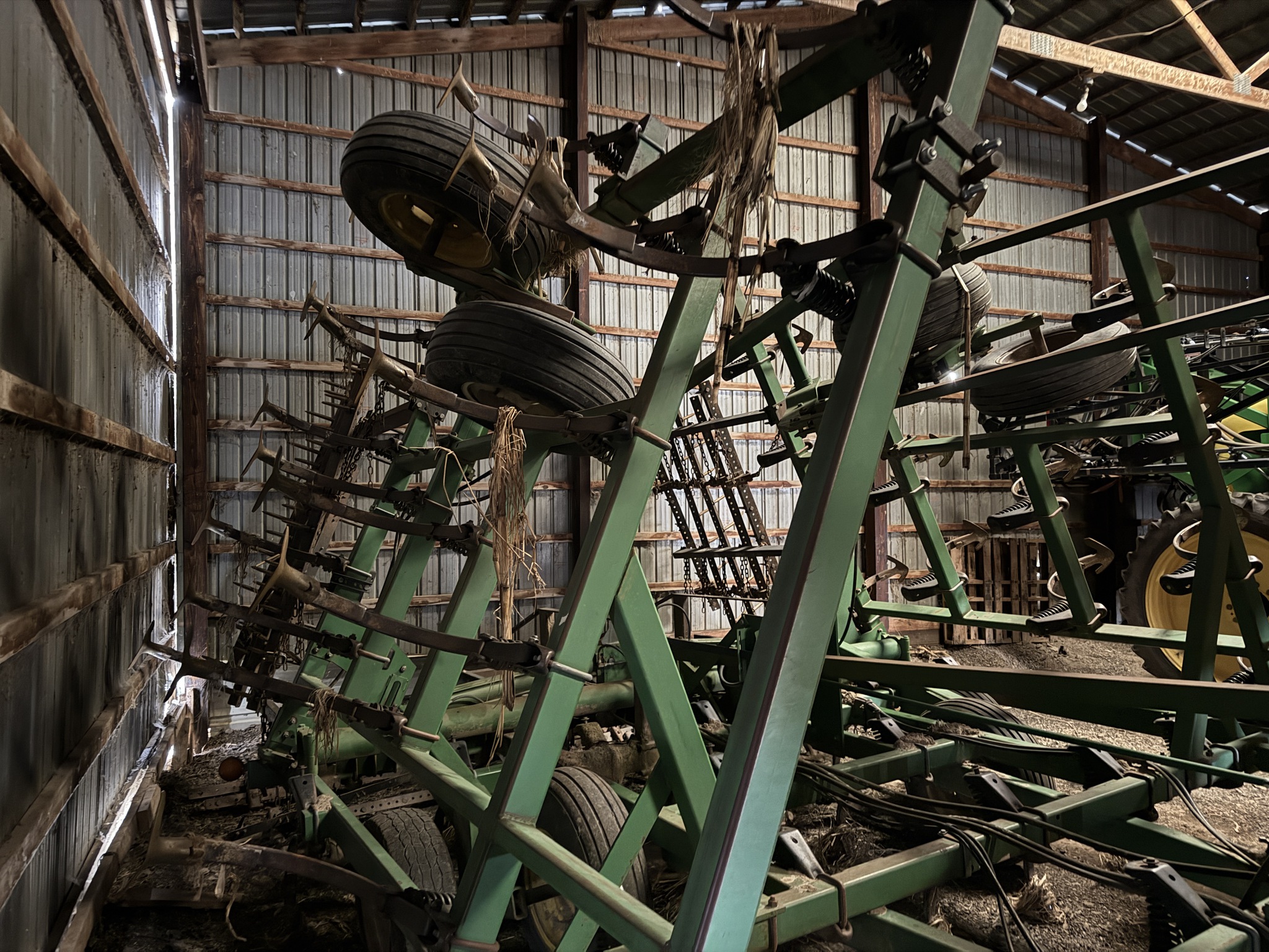 1997 John Deere 980 Image 3