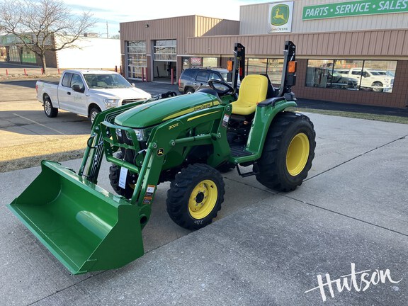 Photo of 2025 John Deere 3032E