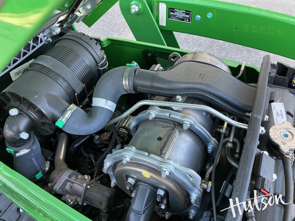 Photo of 2025 John Deere 3032E