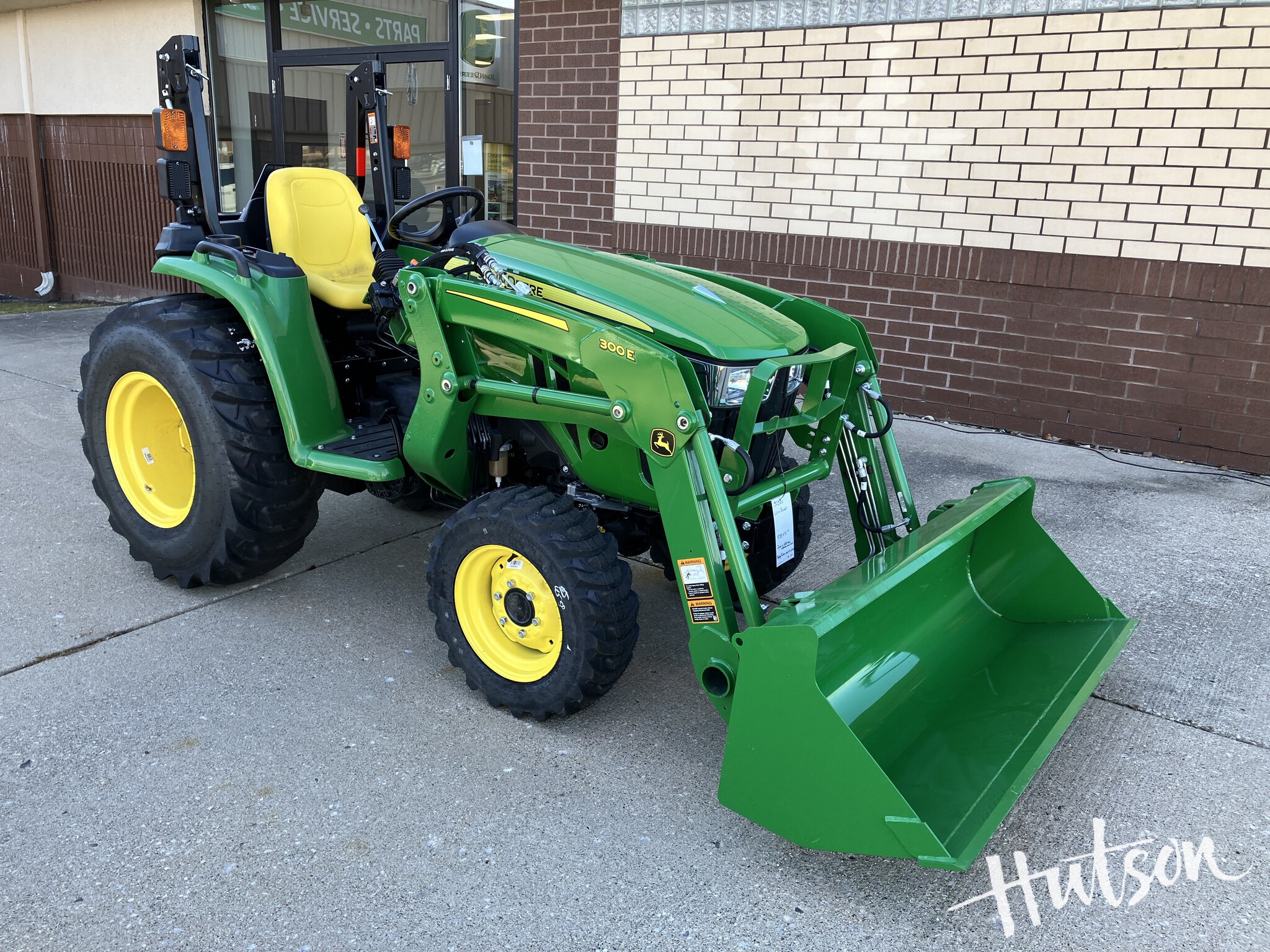 2025 John Deere 3032E
