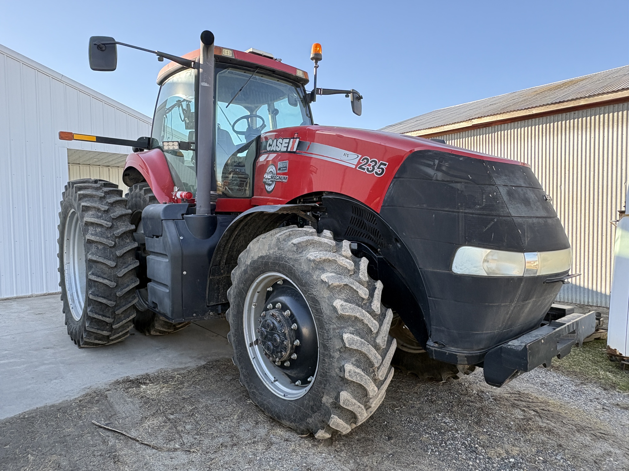 2013 Case IH Magnum 235 Image 1