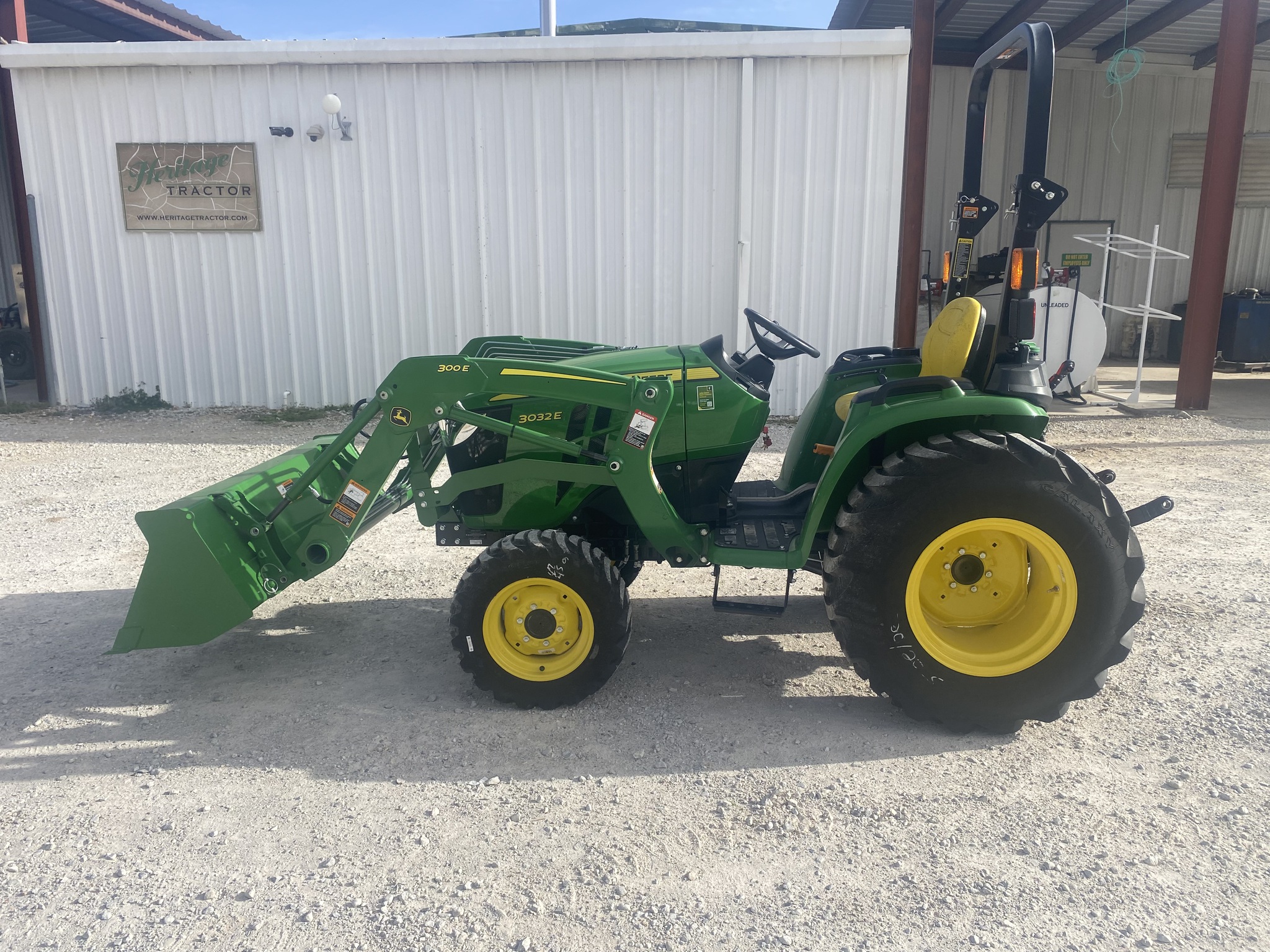  2025 John Deere 3032E at Heritage Tractor in Harrison, AR