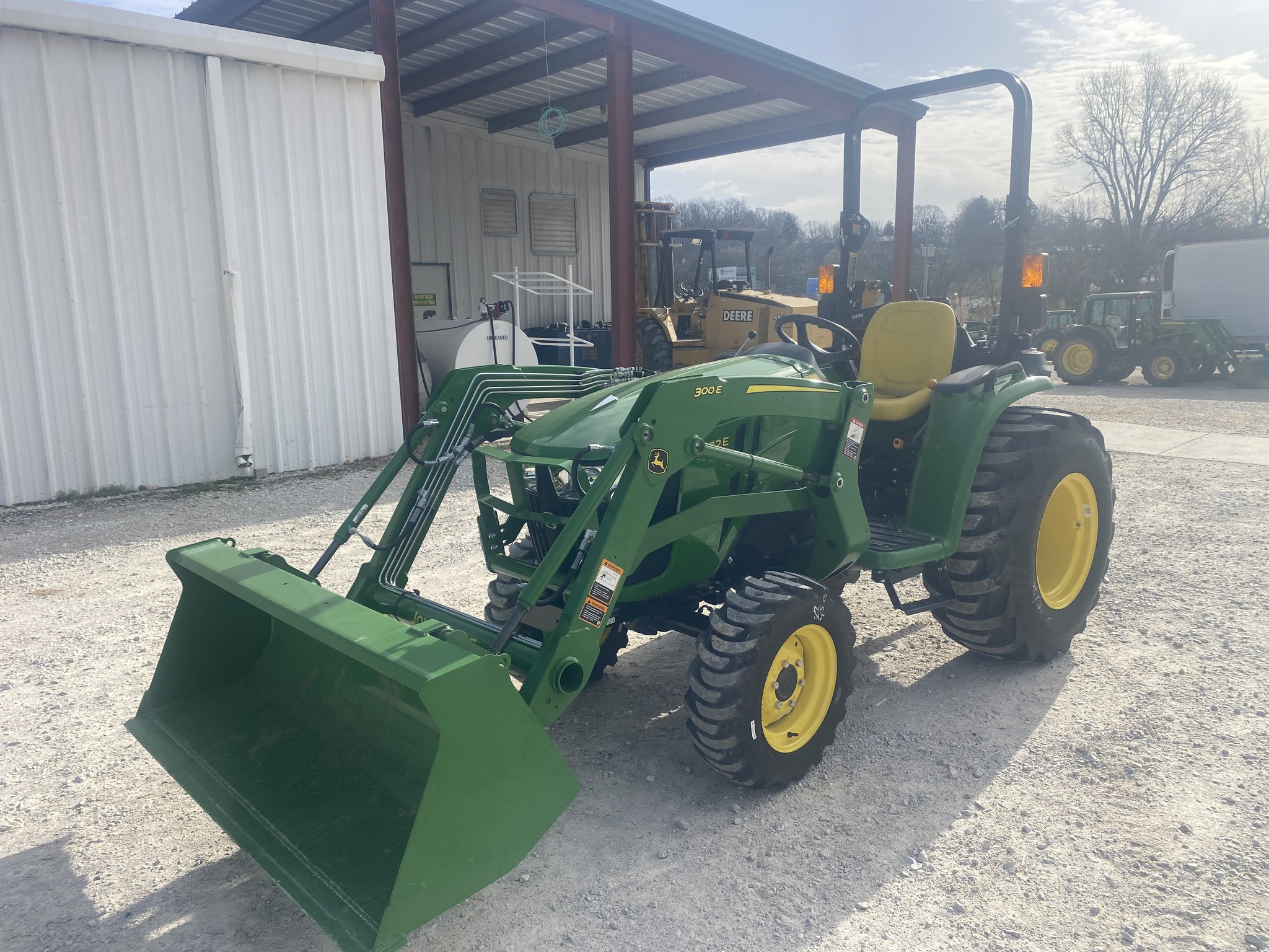  2025 John Deere 3032E at Heritage Tractor in Harrison, AR