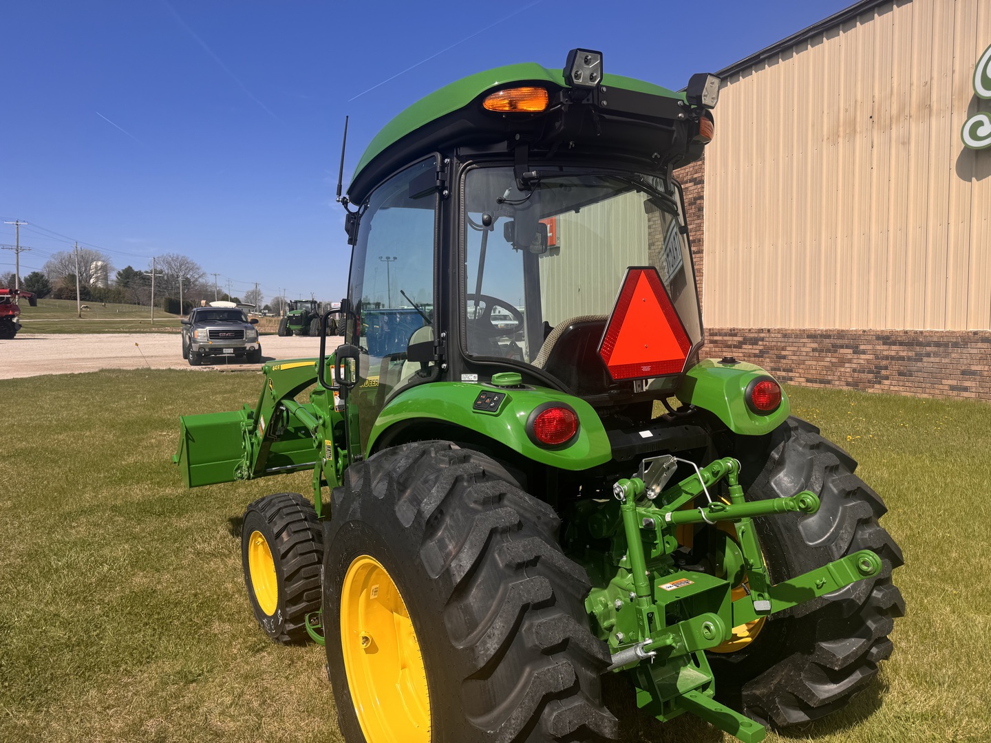  2025 John Deere 4066R at Heritage Tractor in Geneseo, IL