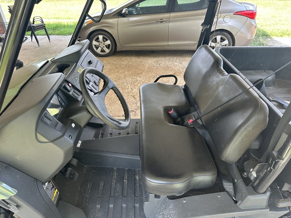 2021 John Deere XUV 590M S4 Photo 2