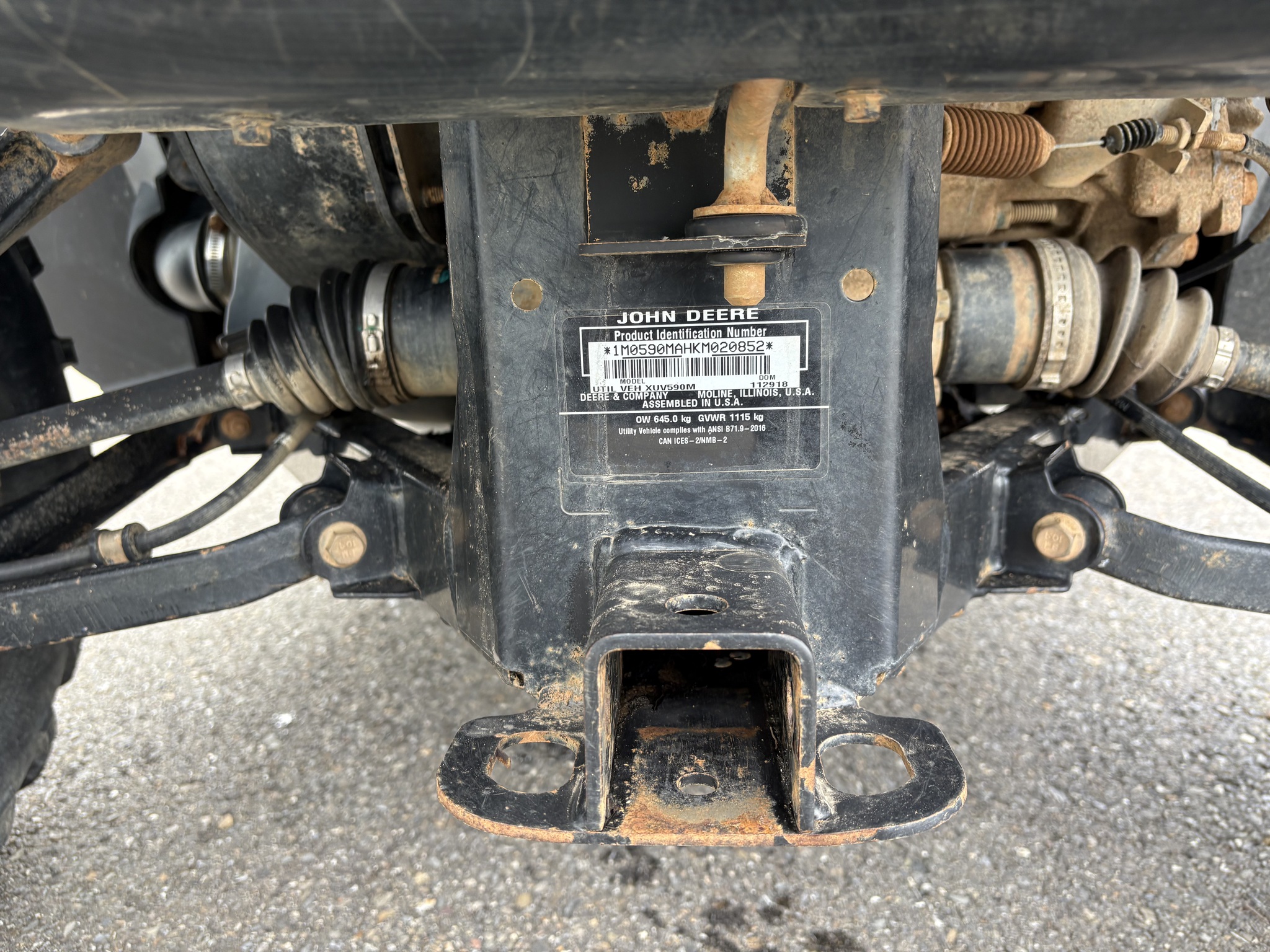 2018 John Deere XUV 590M Image 4