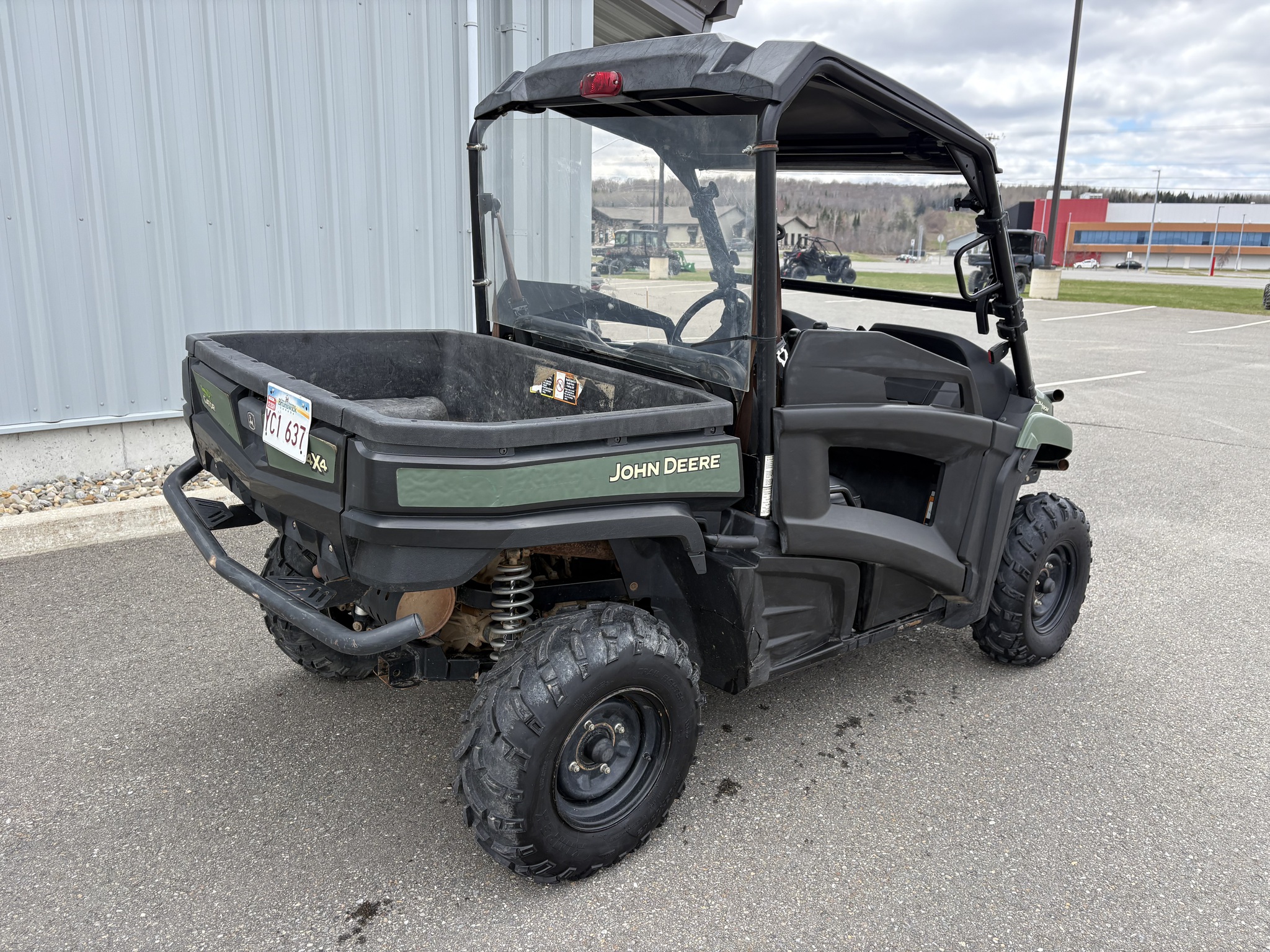 2018 John Deere XUV 590M Image 9