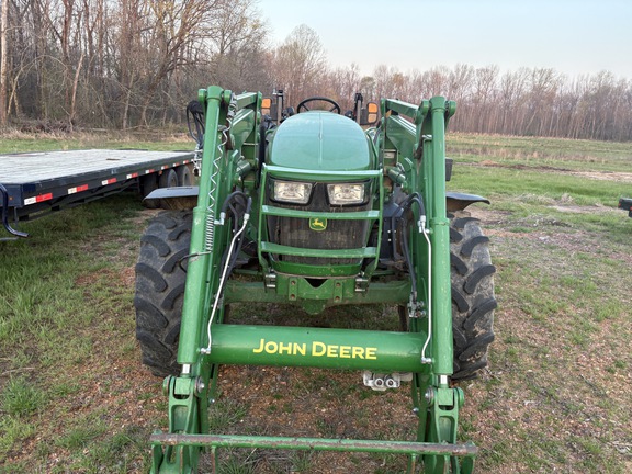 Photo of 2022 John Deere 5090M