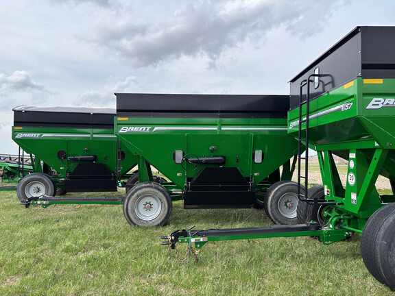 Used -- Brent 557 Grain Carts at Koenig Equipment in Anna, OH - Photo1