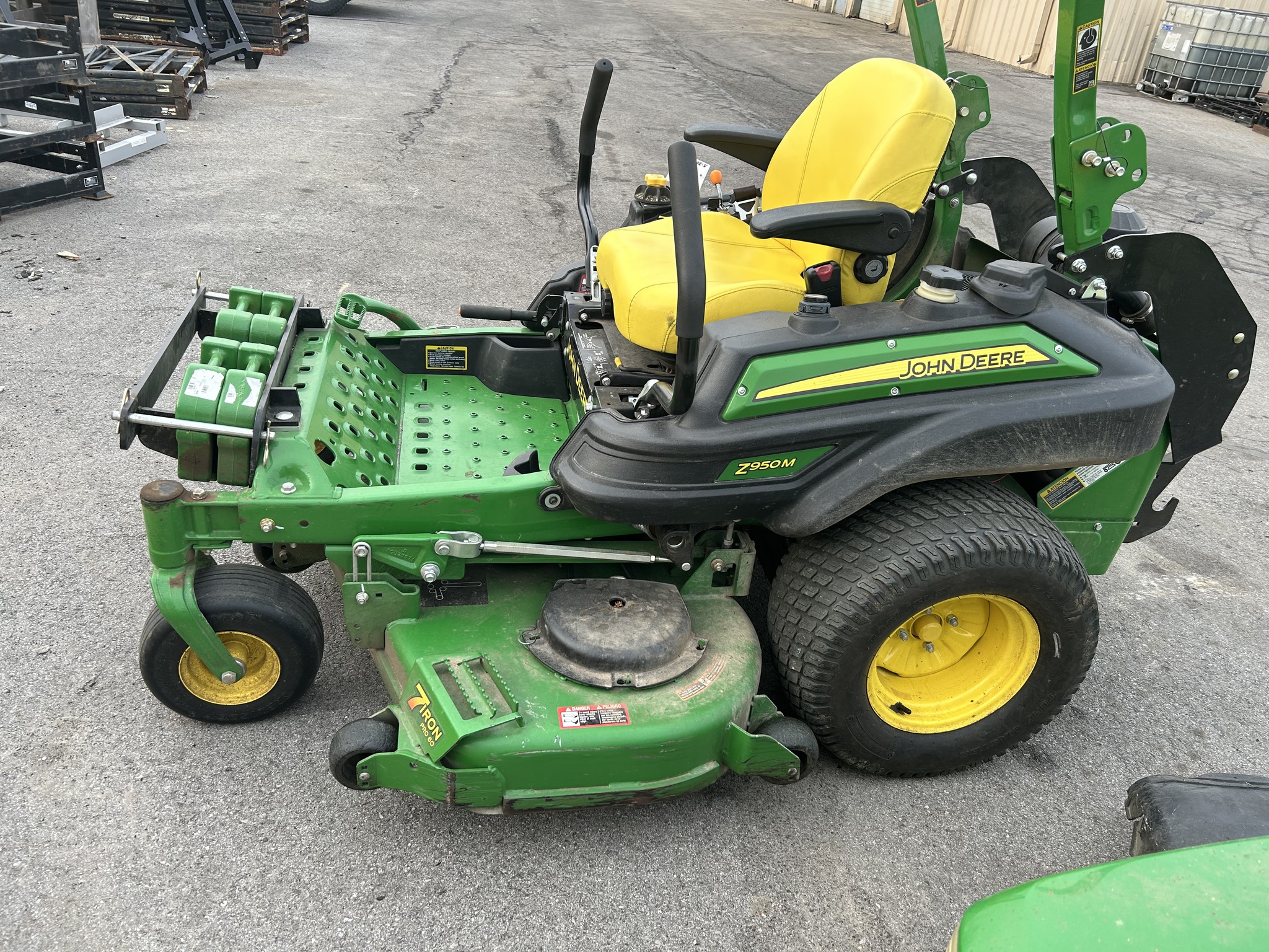 2016 John Deere Z950M Image 1