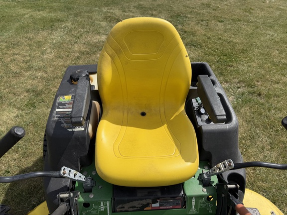  John Deere Z465 - Photo18