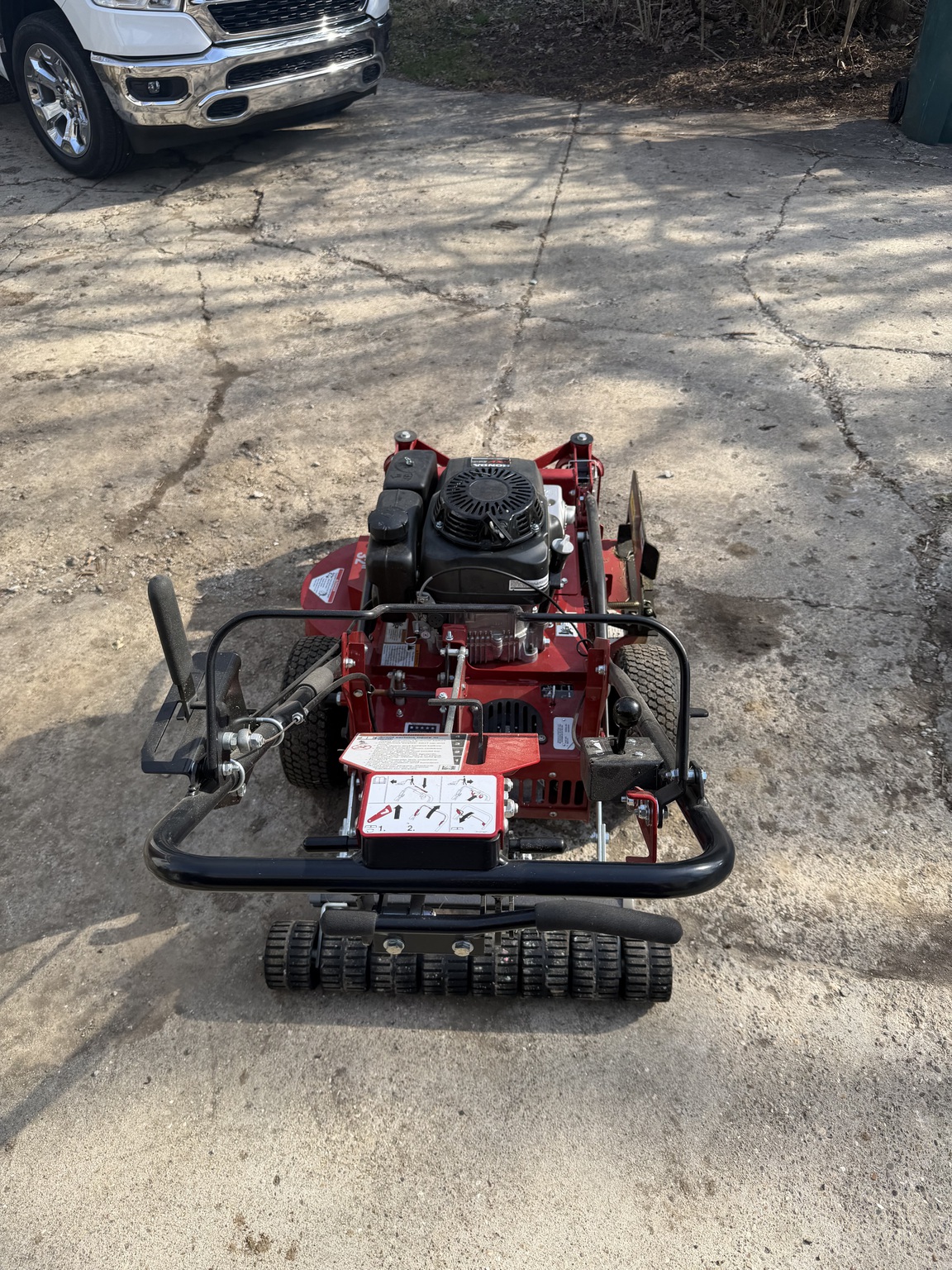 Used 2024 Ferris FW15 Commercial Walk Behind Mowers at Koenig Equipment in Franklin, IN - PhotoXL2