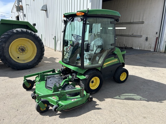 Used 2020 John Deere 1585 Commercial Front Mowers at Horizon Ag & Turf in Barrhead, AB - Photo4