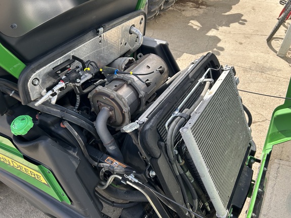Used 2020 John Deere 1585 Commercial Front Mowers at Horizon Ag & Turf in Barrhead, AB - Photo13