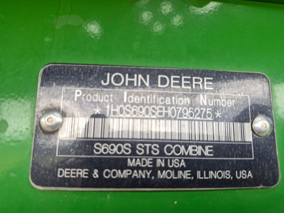 Used 2017 John Deere S690 Combines at Horizon Ag & Turf in St. Paul, AB - Photo23