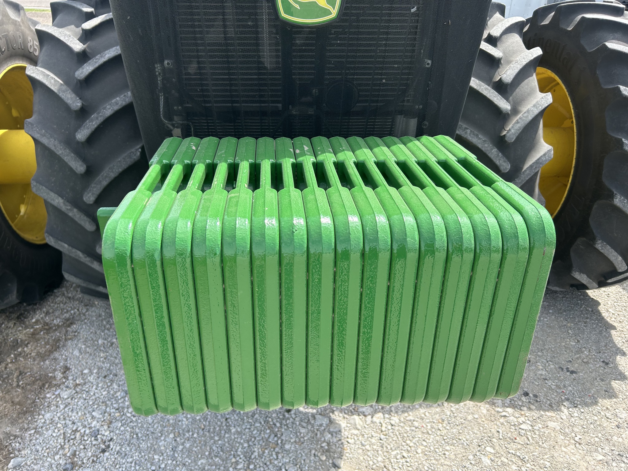  2022 John Deere 8R 370 at Heritage Tractor in Streator, IL