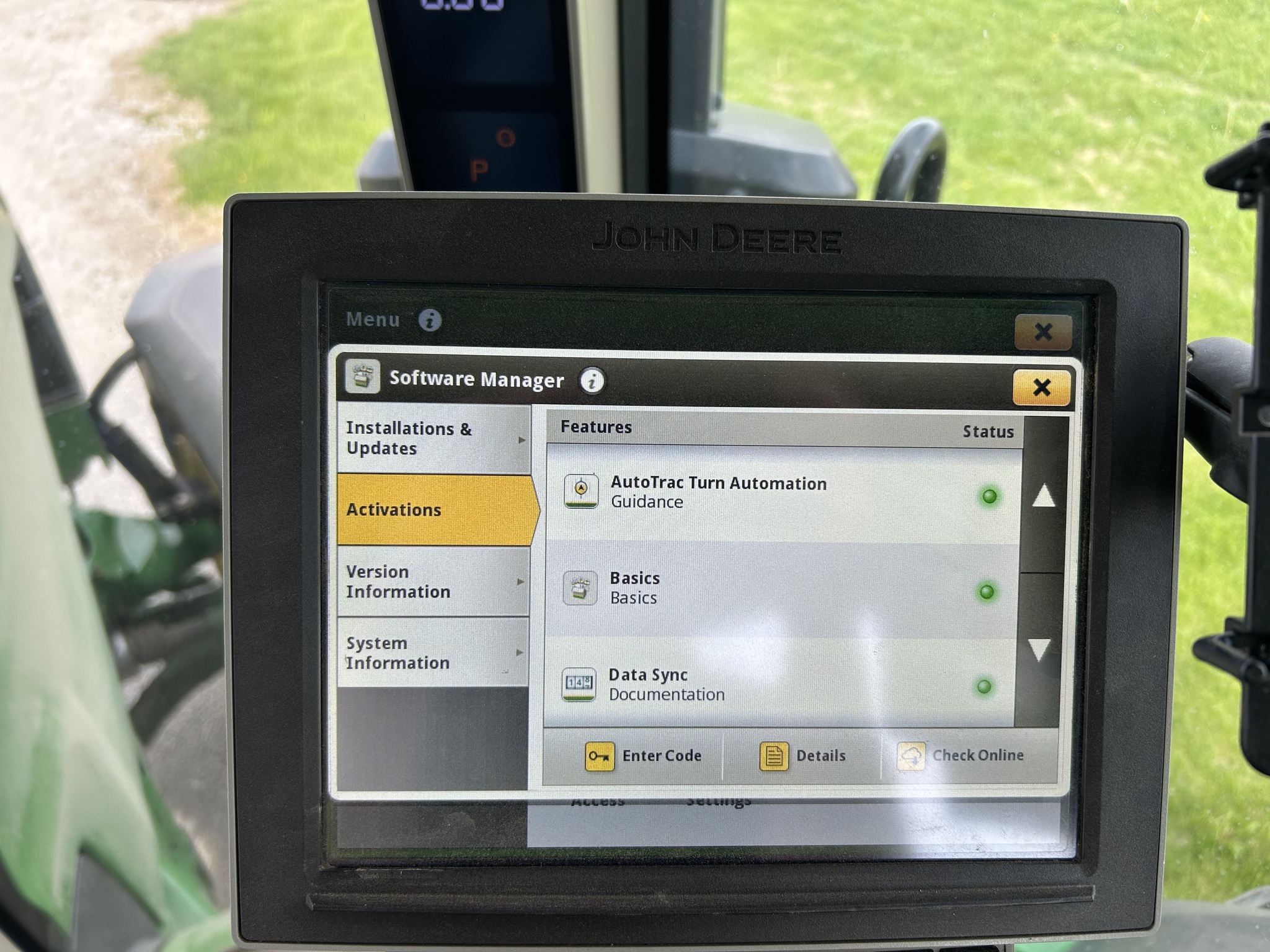  2022 John Deere 8R 370 at Heritage Tractor in Streator, IL