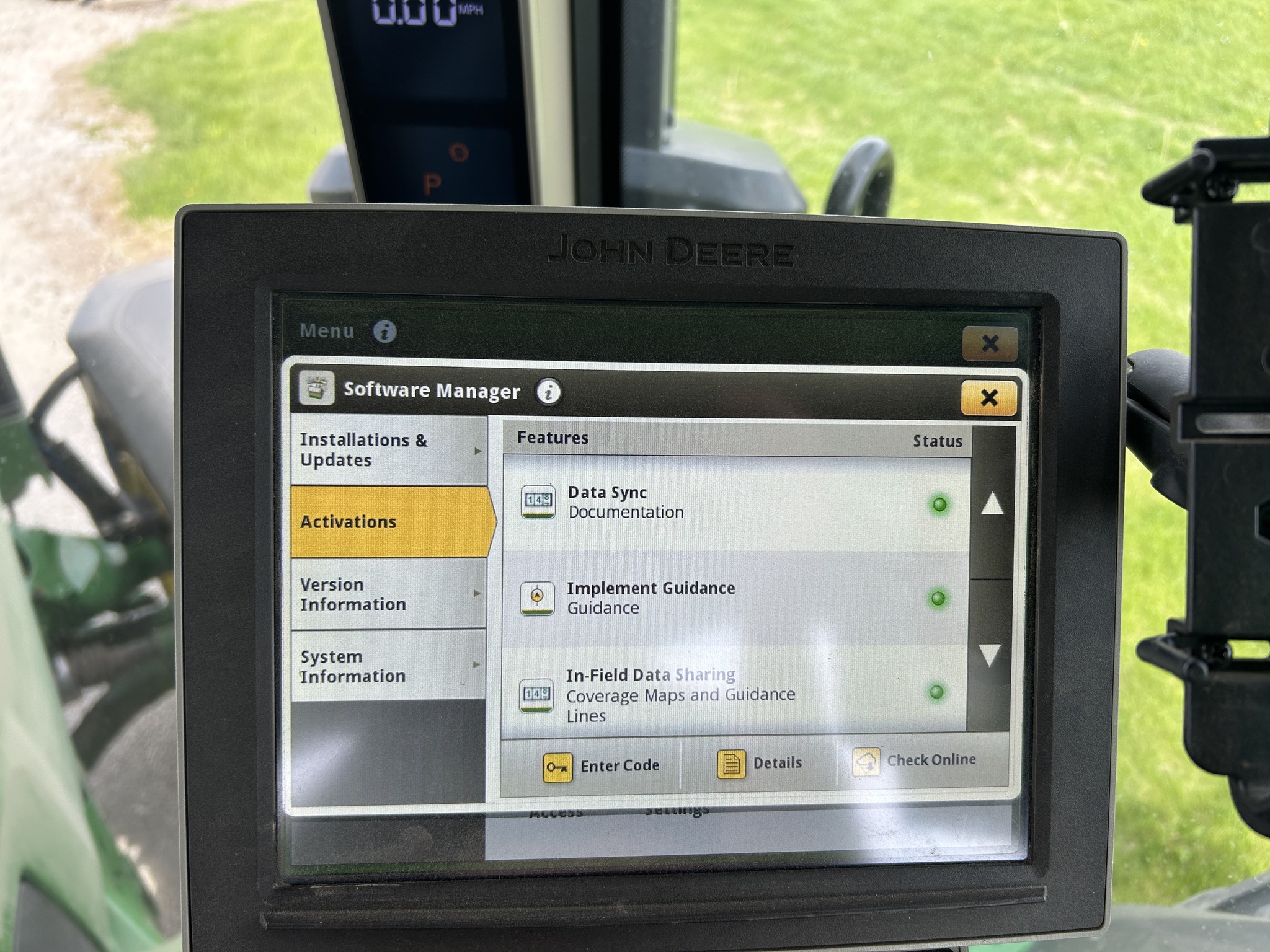  2022 John Deere 8R 370 at Heritage Tractor in Streator, IL