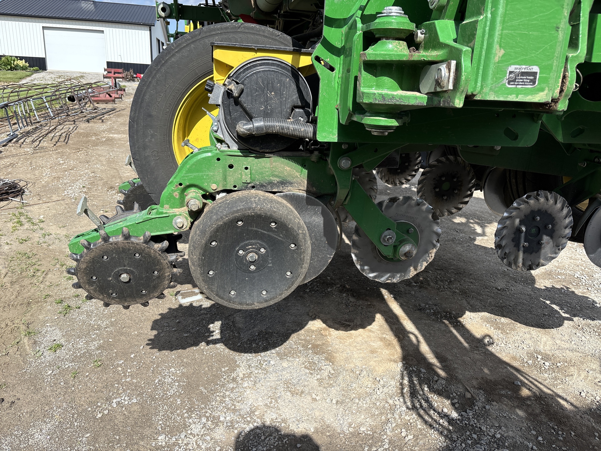 Used 2023 John Deere 1795 Planters: Drawn at Koenig Equipment in Anna, OH - PhotoXL10