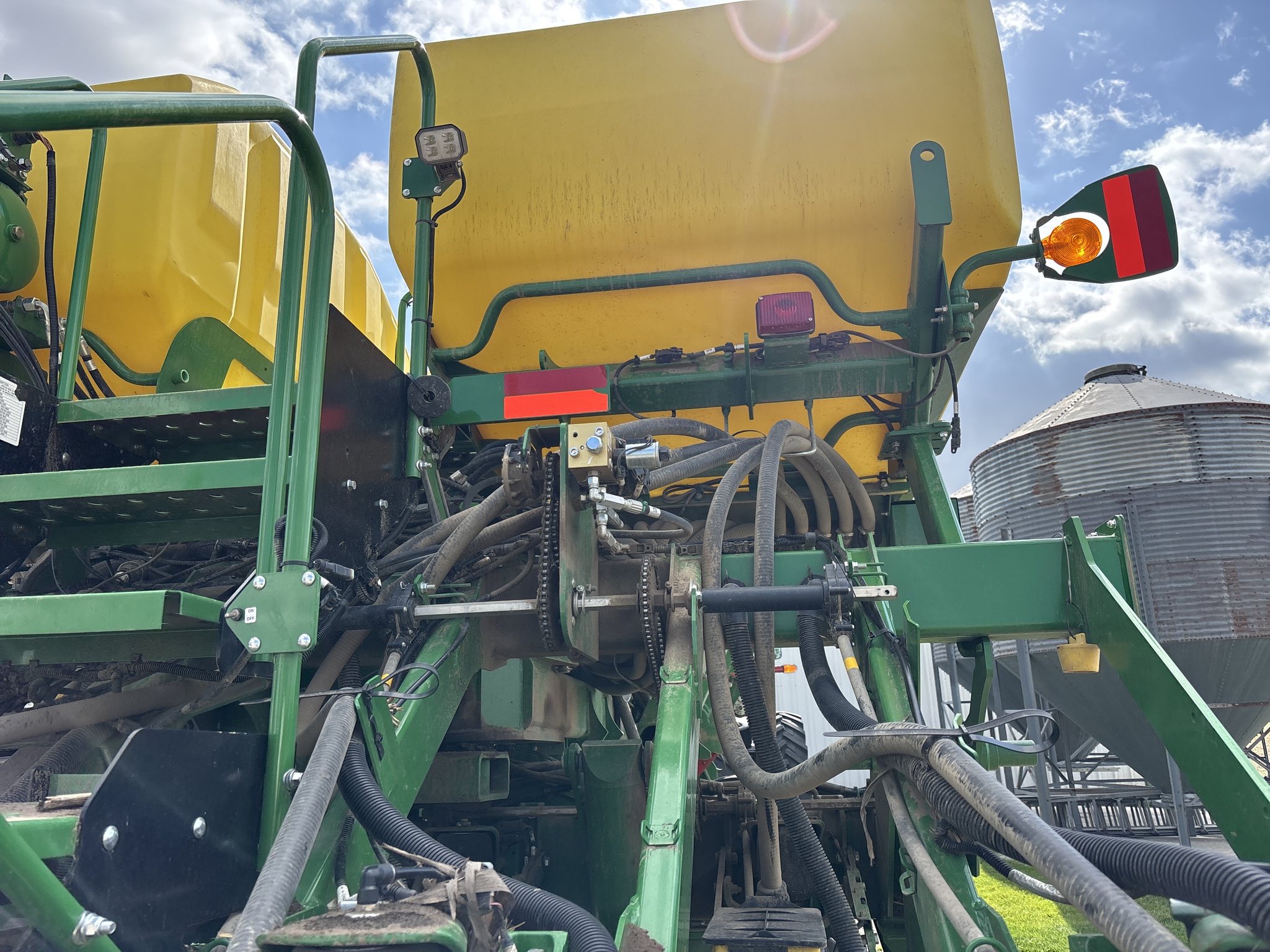 Used 2023 John Deere 1795 Planters: Drawn at Koenig Equipment in Anna, OH - PhotoXL11