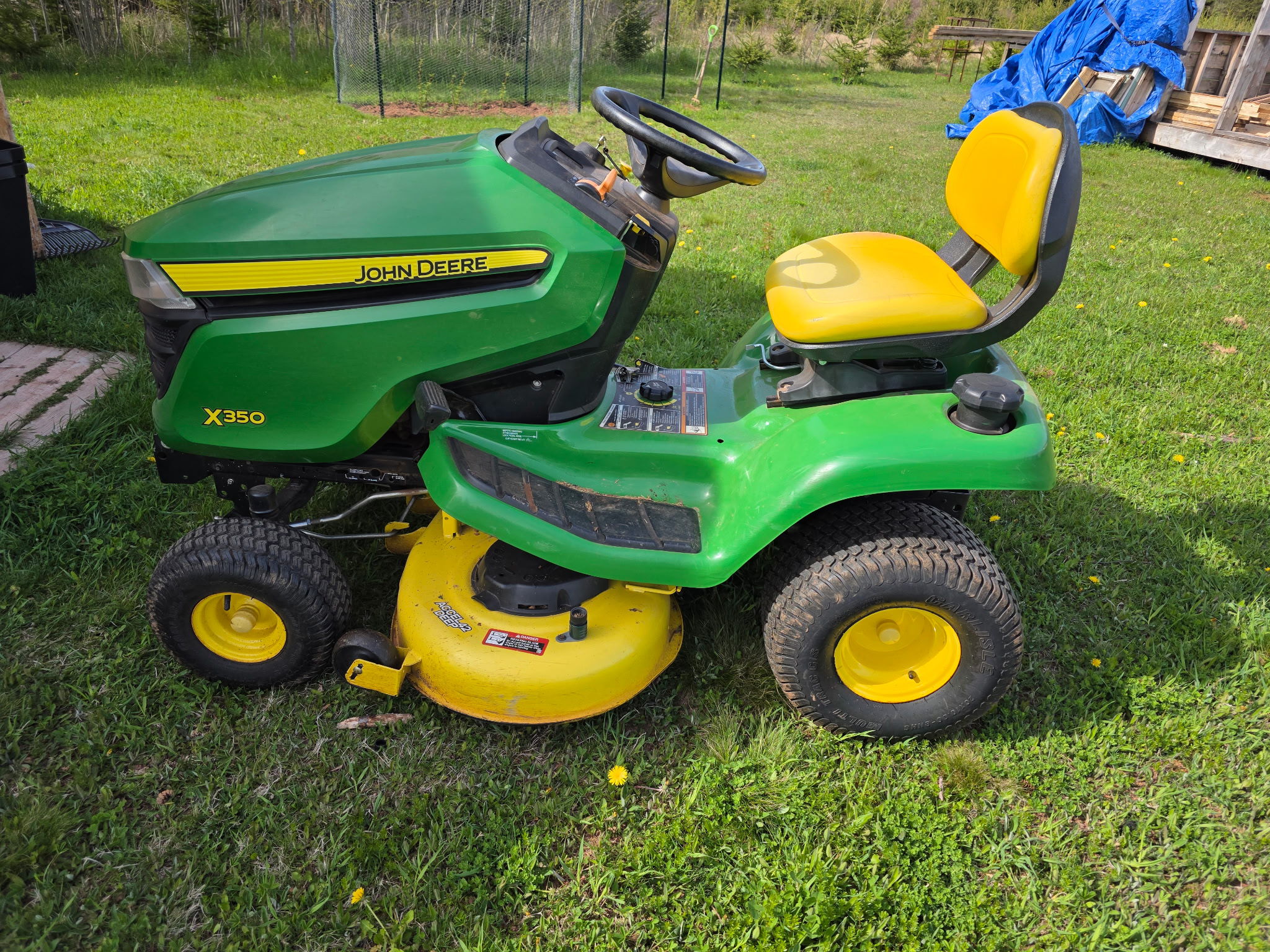 2019 John Deere X350 Image 1