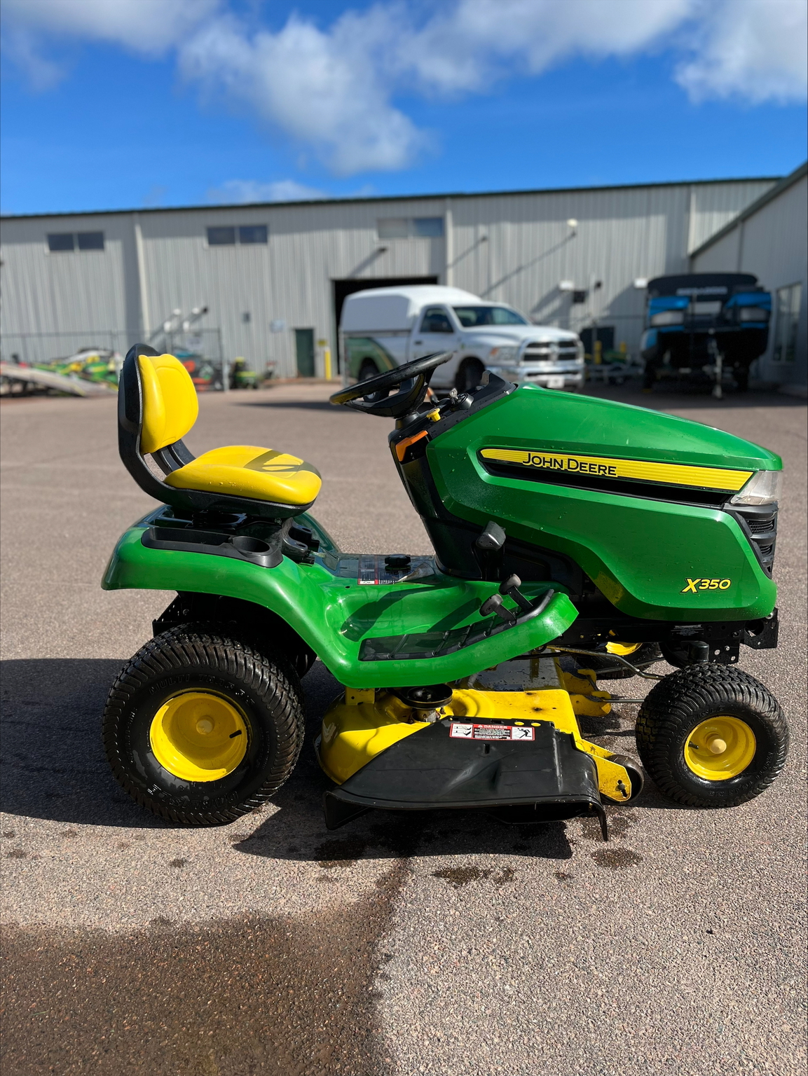 2019 John Deere X350 Image 6