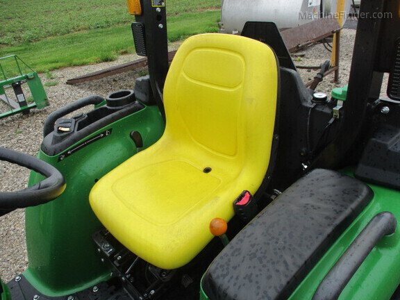 Photo of 2024 John Deere 3038E