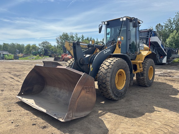 Photo of a 2015 John Deere 524K
