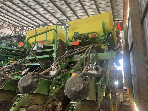 Photo of 2022 John Deere 1795