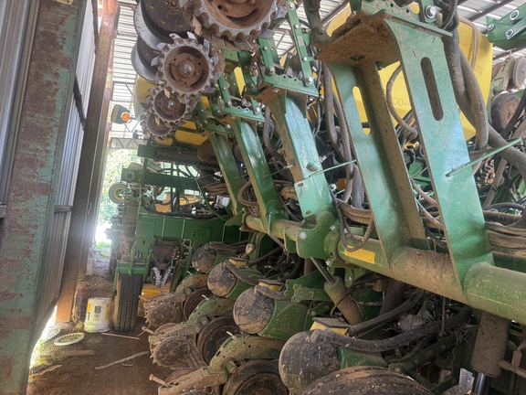 Photo of 2022 John Deere 1795