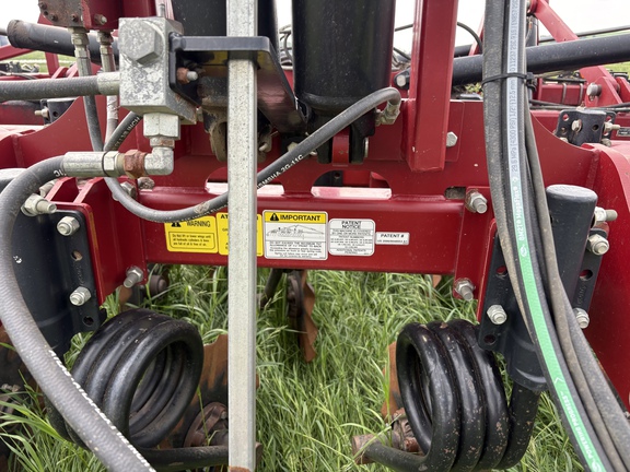 Used 2015 Salford I-2241 Vertical Tillage at Horizon Ag & Turf in Vermilion, AB - Photo4