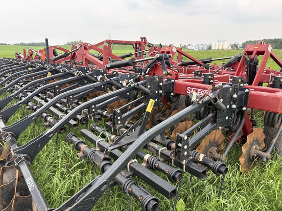 Used 2015 Salford I-2241 Vertical Tillage at Horizon Ag & Turf in Vermilion, AB - Photo26