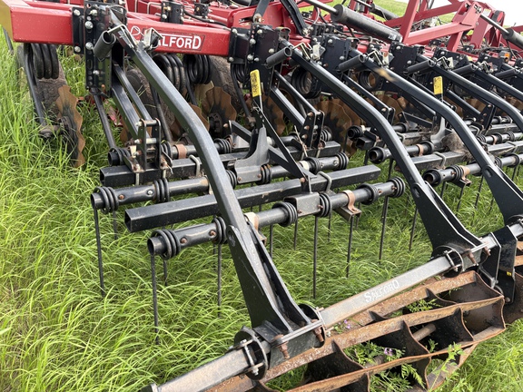 Used 2015 Salford I-2241 Vertical Tillage at Horizon Ag & Turf in Vermilion, AB - Photo48