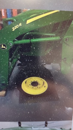 Photo of 2017 John Deere 2032R