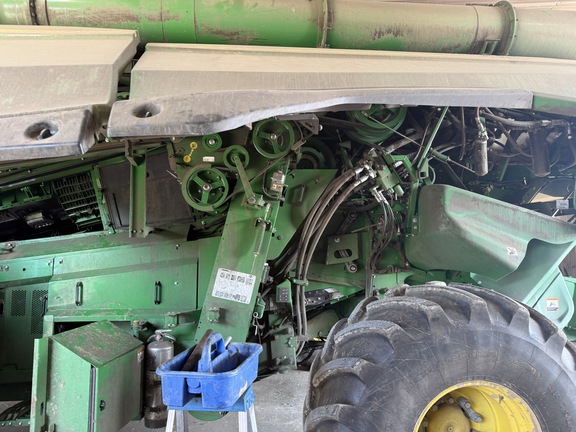 Photo of 2023 John Deere X9 1100