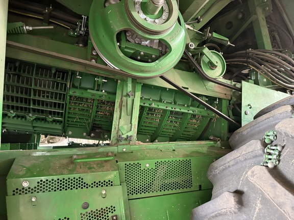Photo of 2023 John Deere X9 1100
