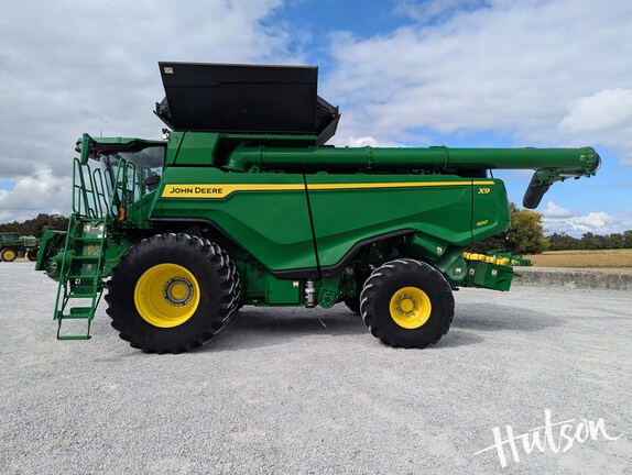 Photo of 2023 John Deere X9 1100