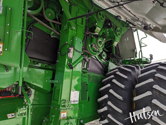 Photo of 2023 John Deere X9 1100