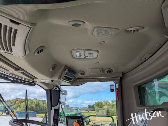 Photo of 2023 John Deere X9 1100