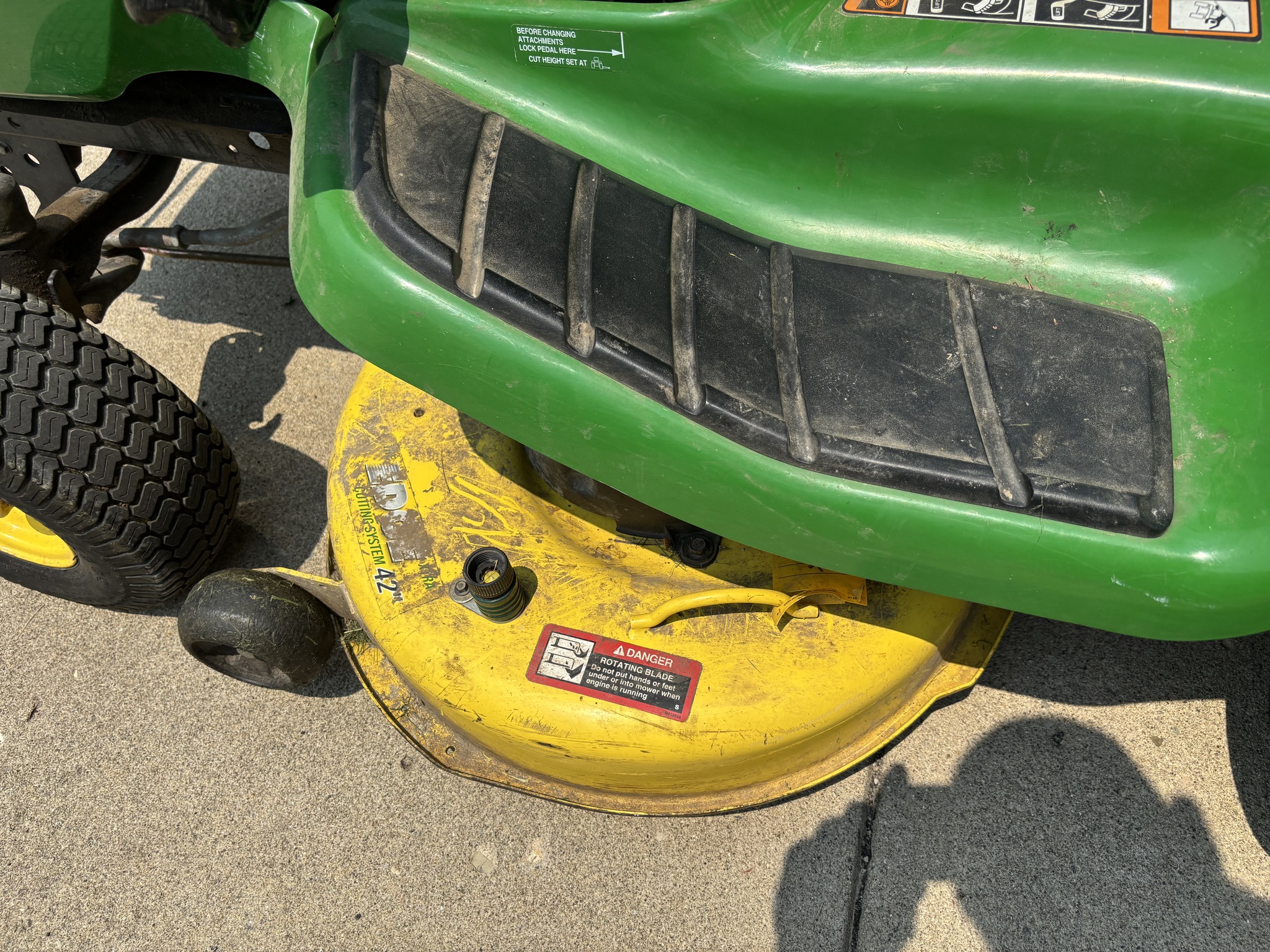 Used 2013 John Deere X300 Lawn & Garden Tractors at Koenig Equipment in Urbana, OH - PhotoXL12