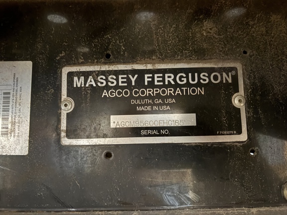 Used 2014 Massey Ferguson 9560 Combines at Horizon Ag & Turf in Vermilion, AB - Photo11