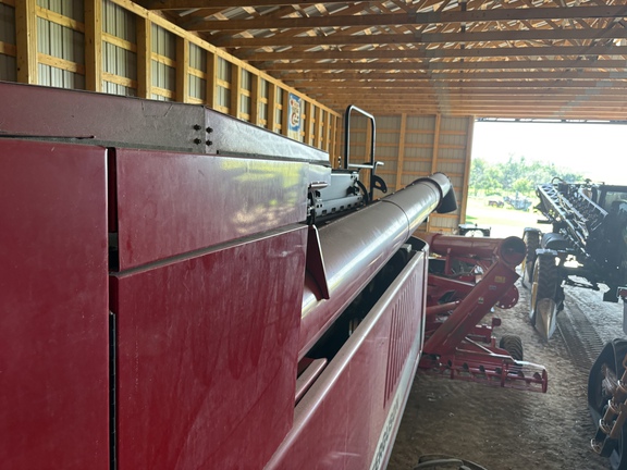 Used 2014 Massey Ferguson 9560 Combines at Horizon Ag & Turf in Vermilion, AB - Photo15