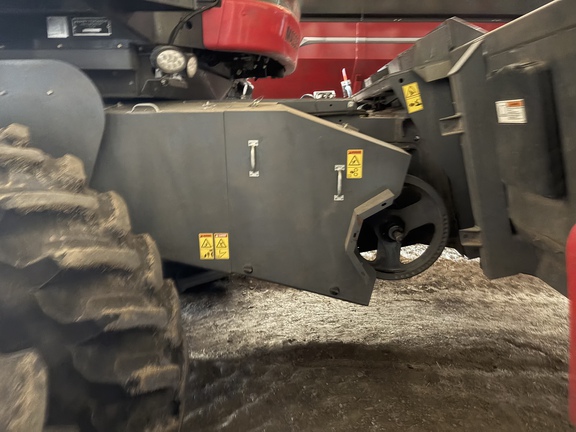 Used 2014 Massey Ferguson 9560 Combines at Horizon Ag & Turf in Vermilion, AB - Photo28