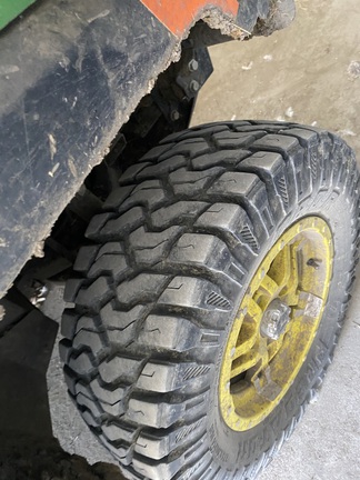 2025 John Deere XUV 845M - Photo12
