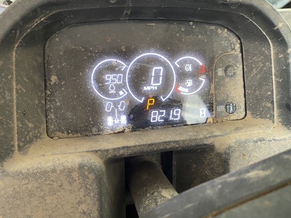 2025 John Deere XUV 845M - Photo16