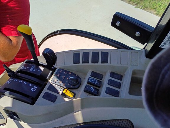 2022 John Deere 3046R - Photo5