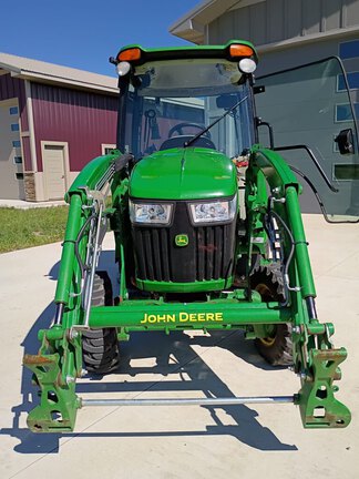 2022 John Deere 3046R - Photo6