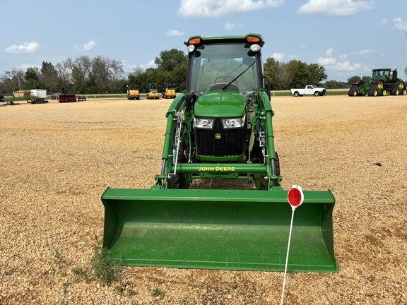 2022 John Deere 3046R - Photo2